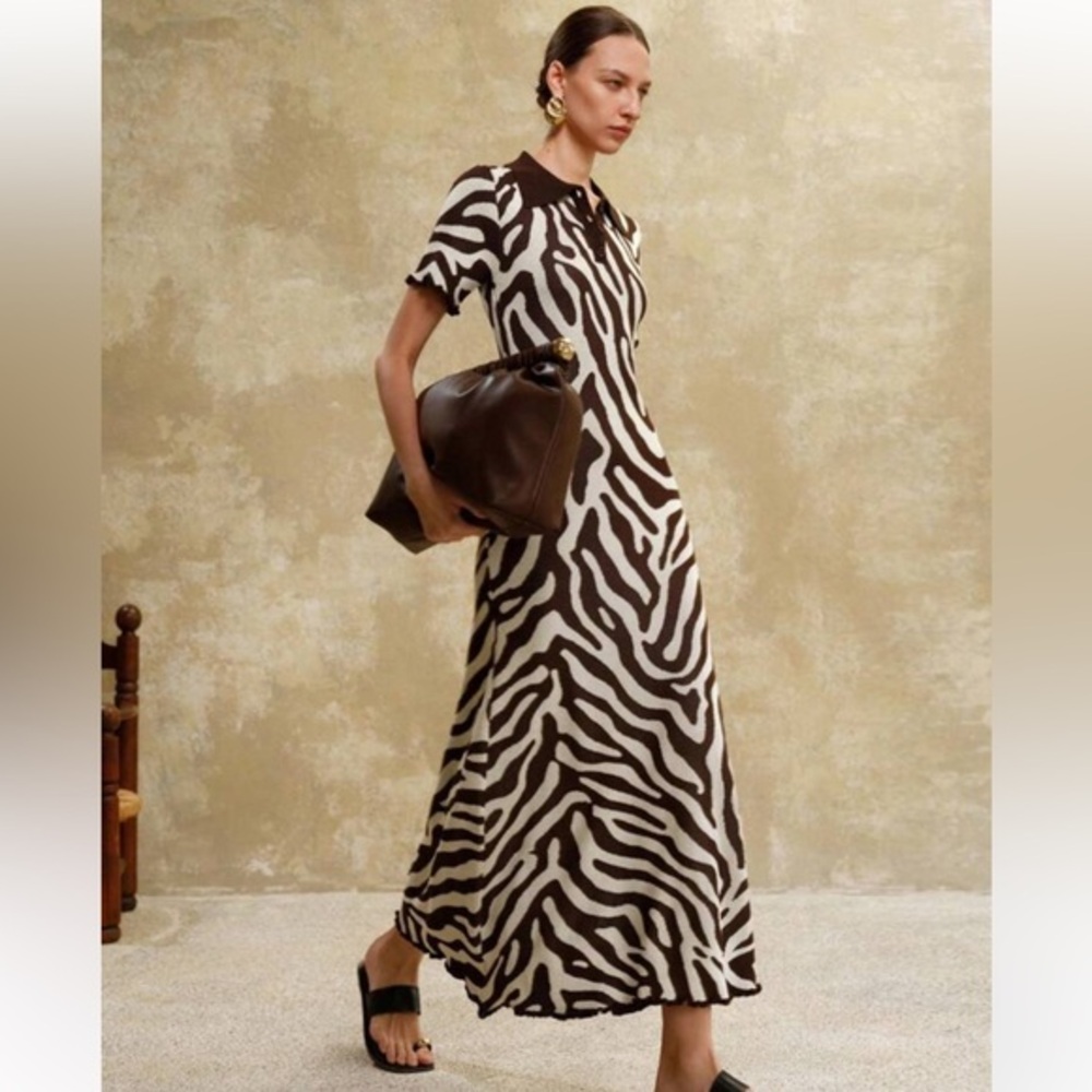 Zebra jacquard knit body on polo dress NWOT